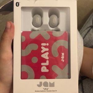 Never used wireless headphones